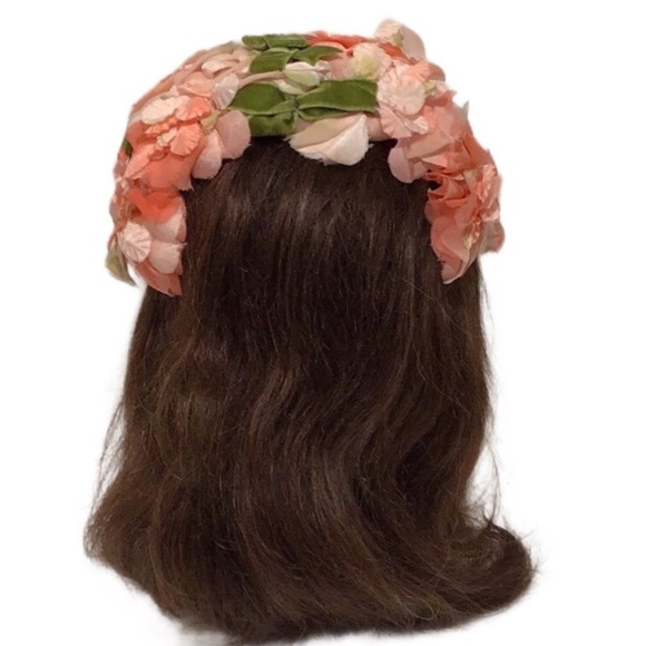 Vintage 1950’s-60’s Floral Petal Half Hat, Peach main image 9